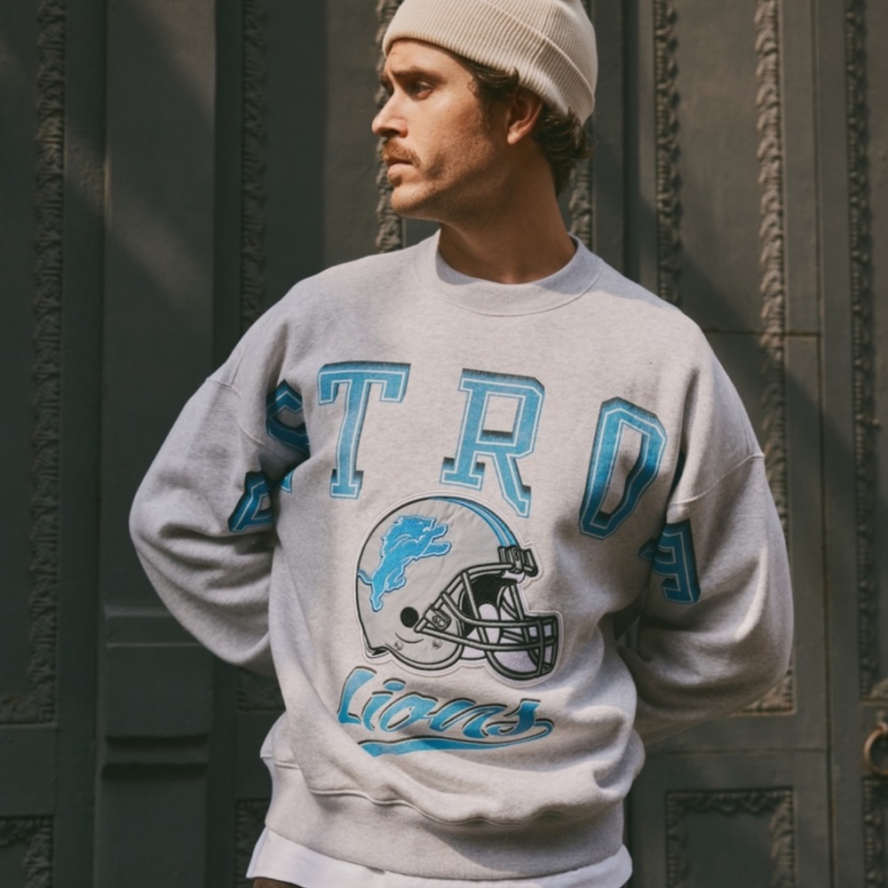 Detroit Lions Graphic Crew Sweatshirt